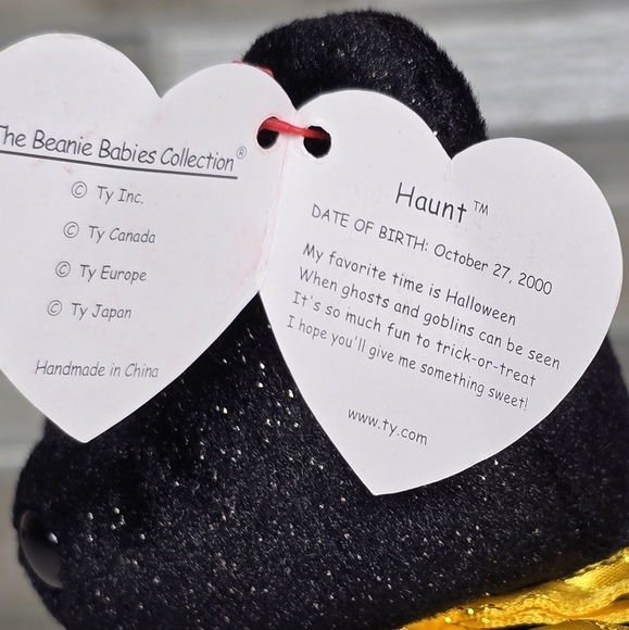 Ty - Haunt - Halloween Black Bear Plush Toy - Picture 3 of 4